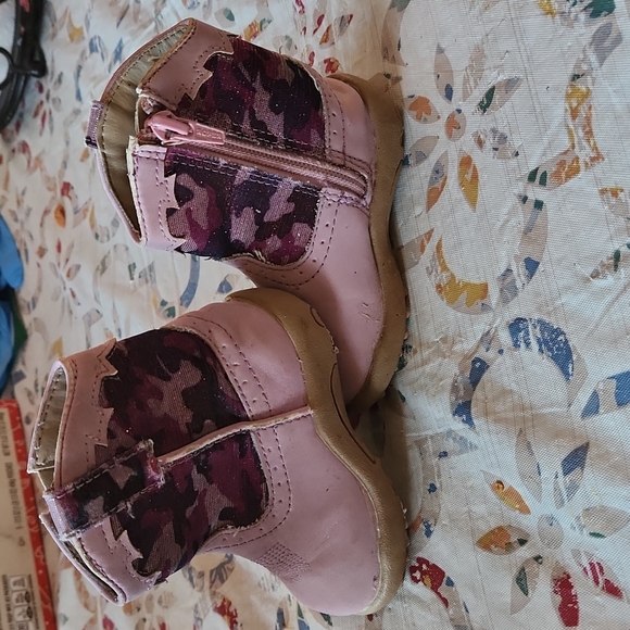 Roper newborn size 4 boots - Picture 3 of 4